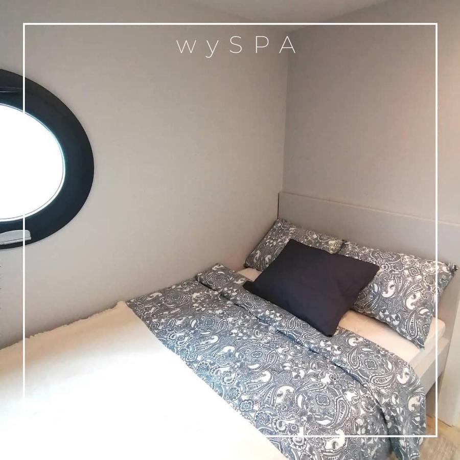 Wyspa Kaszuby-Domki Na Wodzie オストシツェ エクステリア 写真